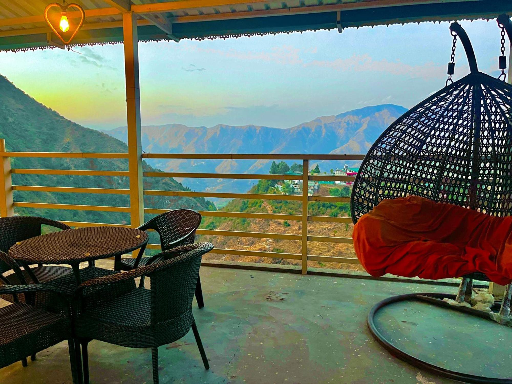 The Kempty Fall Resort, Mussoorie - Lavish & Luxury Stay Eksteriør bilde