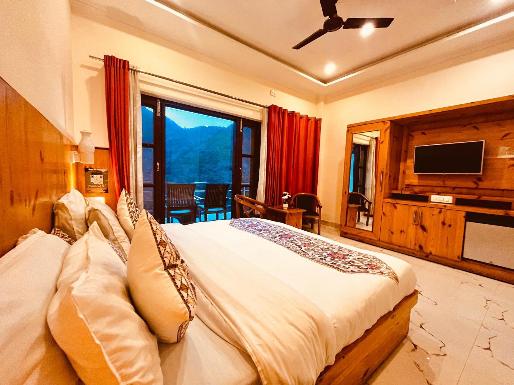 The Kempty Fall Resort, Mussoorie - Lavish & Luxury Stay Eksteriør bilde